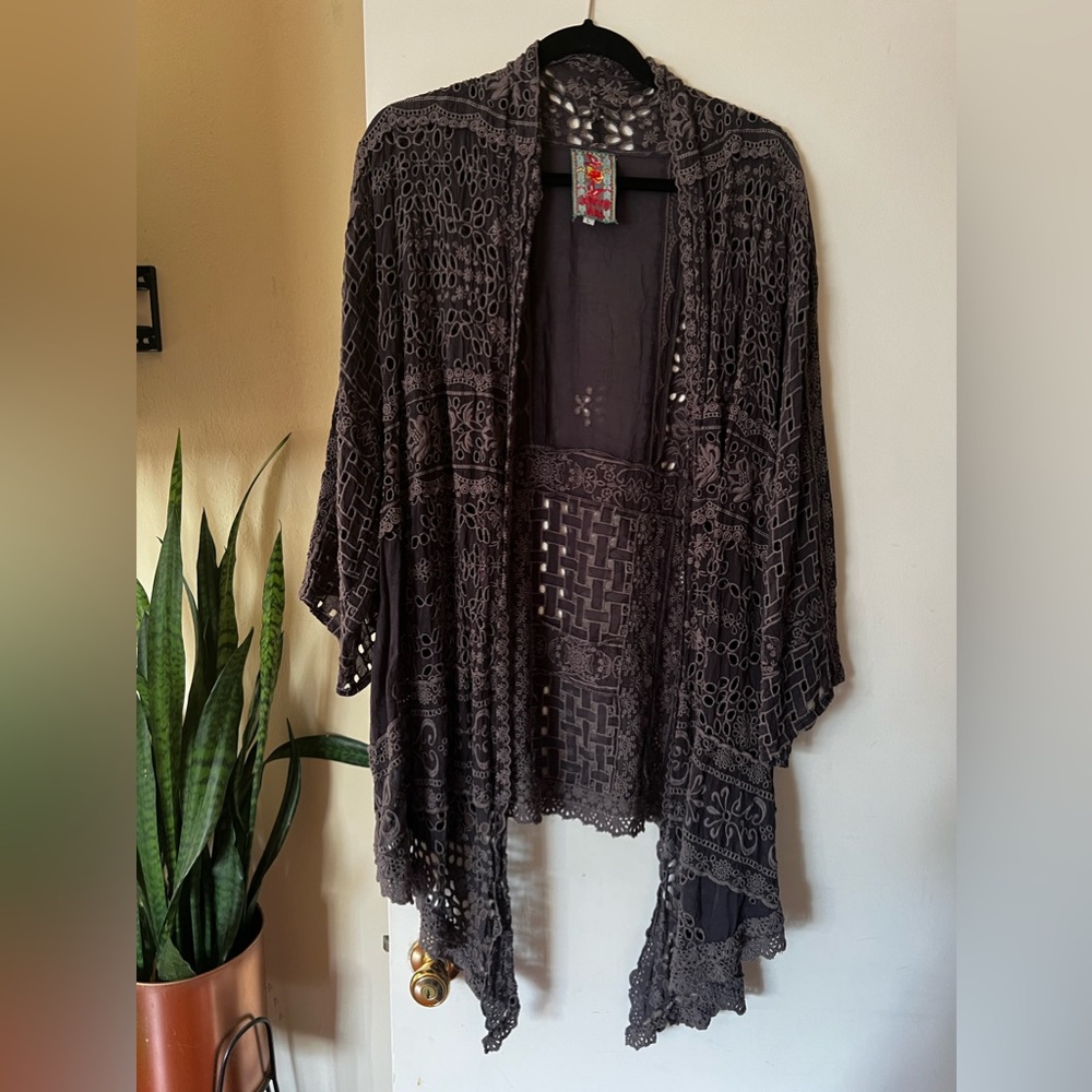 Johnny Was grey kimono size large